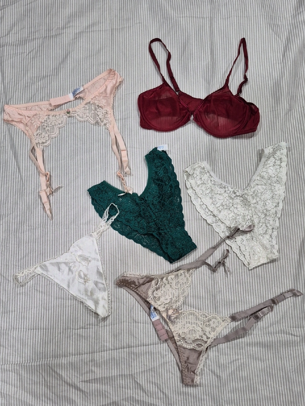 Vintage panties Lot Maidenform, Myonne, Ijana, Chantilly ESTATE